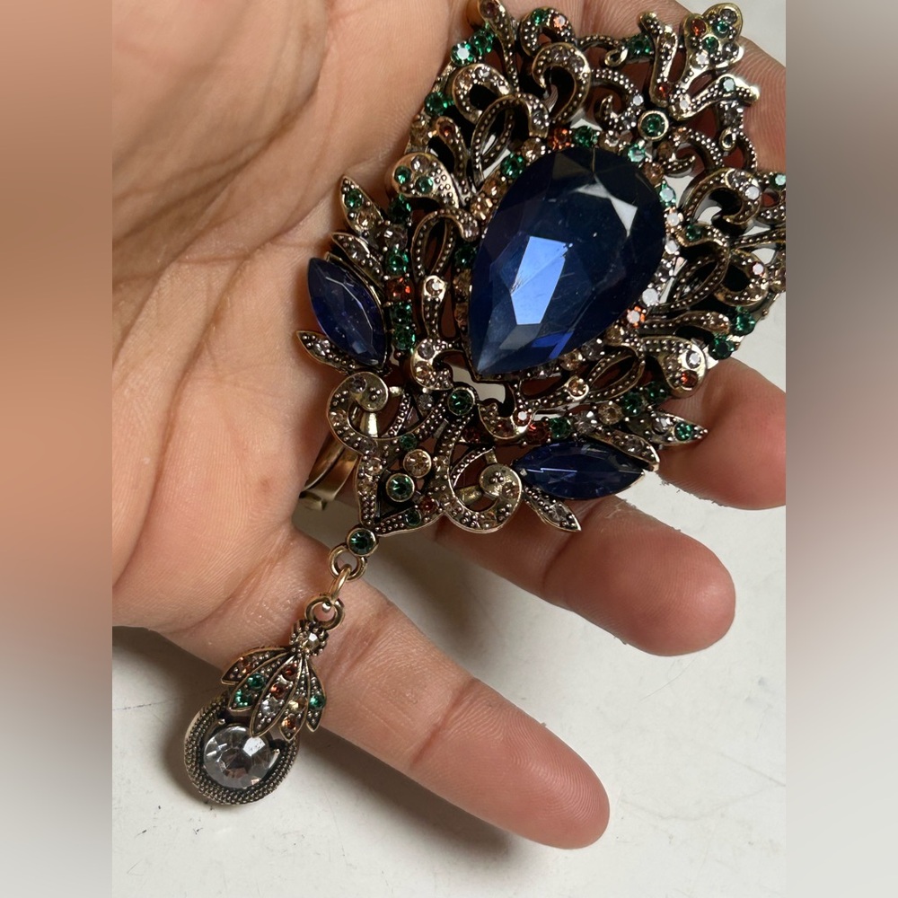 Vintage-Inspired Blue Crystal Statement Brooch with Green Accents
